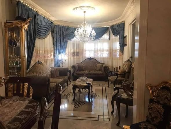 شقة 6 غرف 1 صالات 200م² طابق 2 مع فرش للبيع