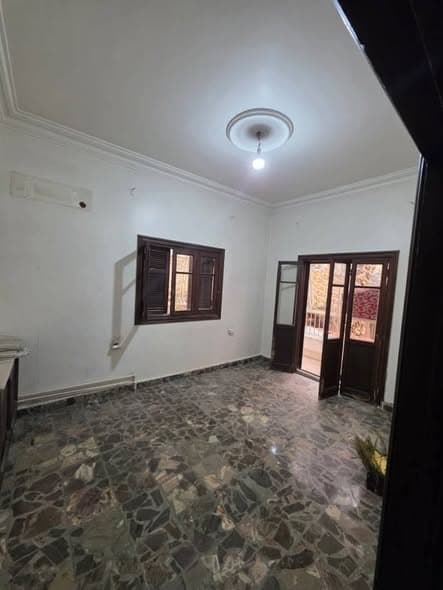 شقة 4 غرف 1 صالات 170م² طابق 1 للبيع