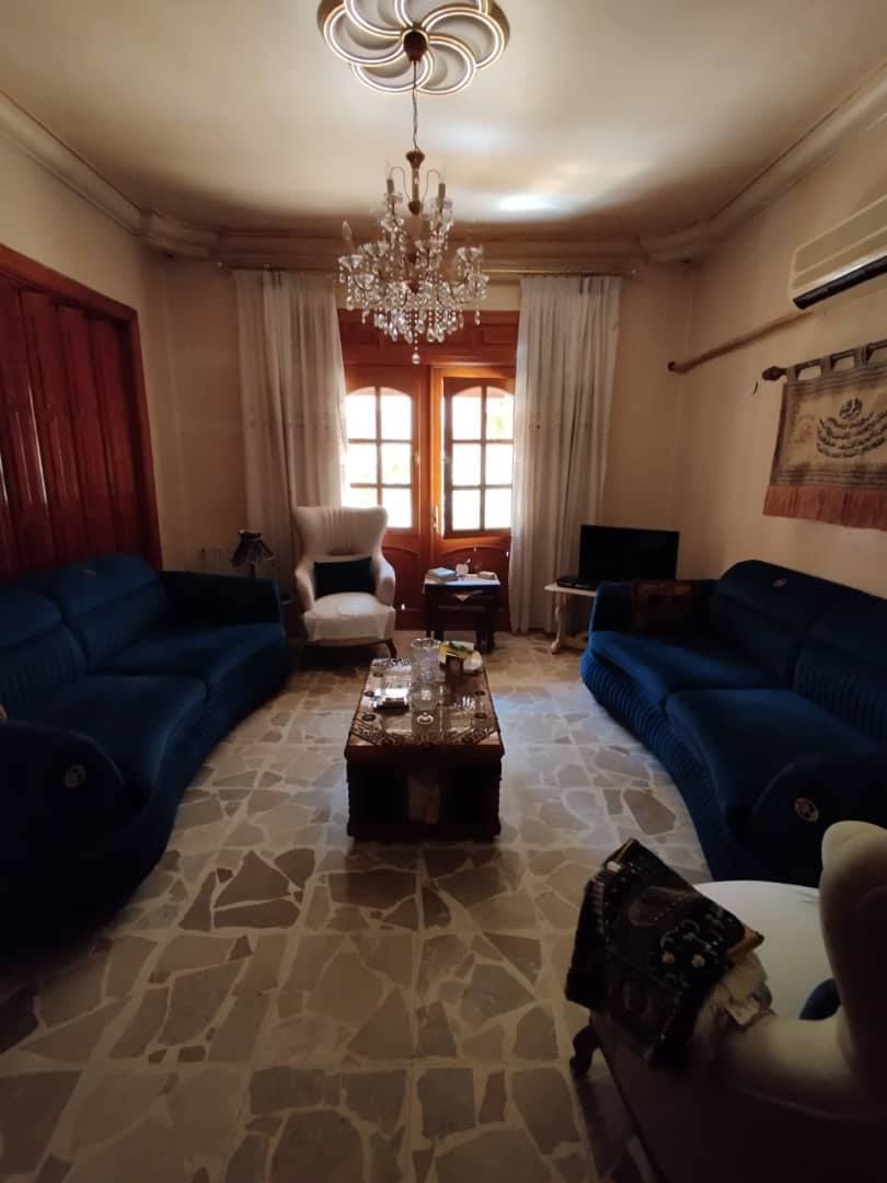 شقة 4 غرف 1 صالات طابق 1 للبيع