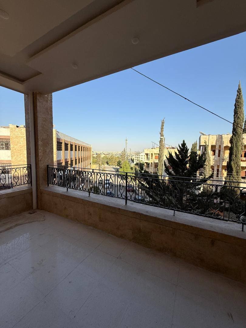 شقة 5 غرف 1 صالات 220م² طابق 2 للبيع