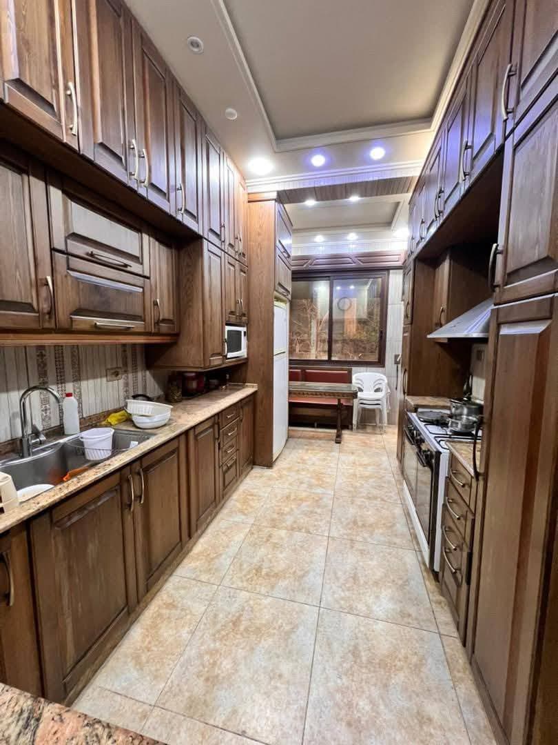 شقة 4 غرف 1 صالات 140م² للبيع