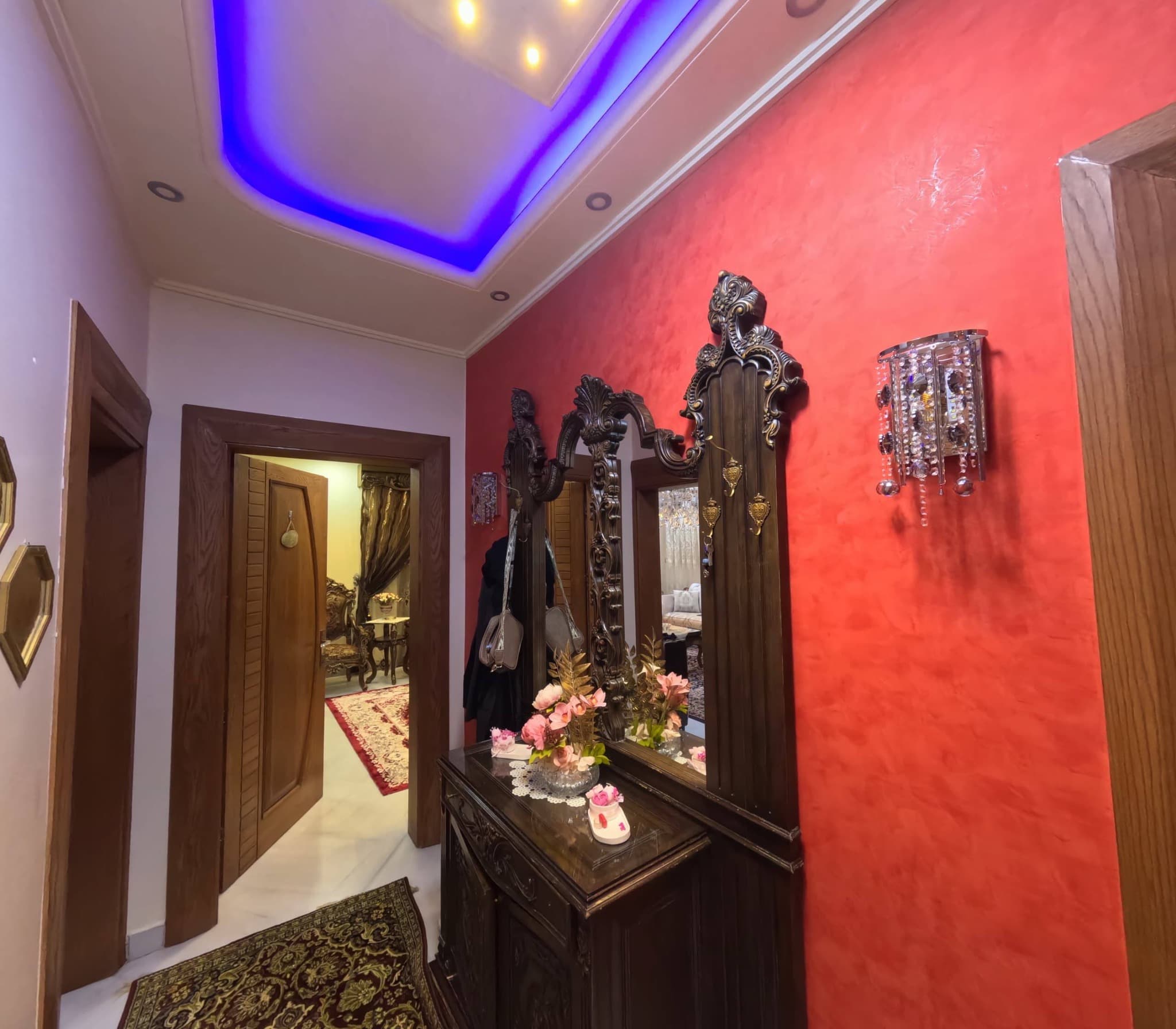 شقة 6 غرف 1 صالات 250م² طابق 1 للبيع