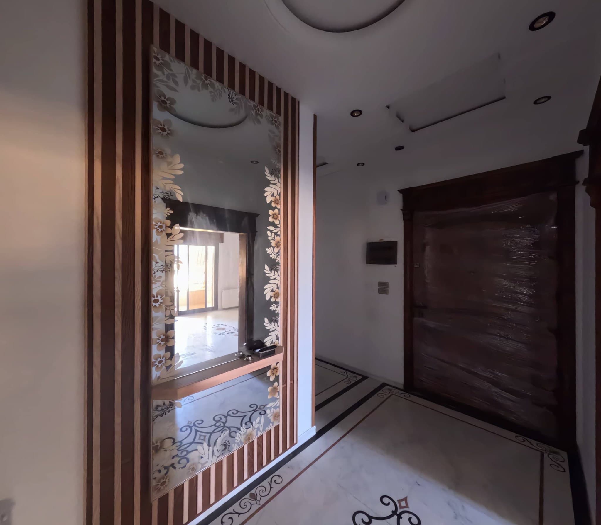 شقة 6 غرف 1 صالات 280م² طابق 4 للبيع