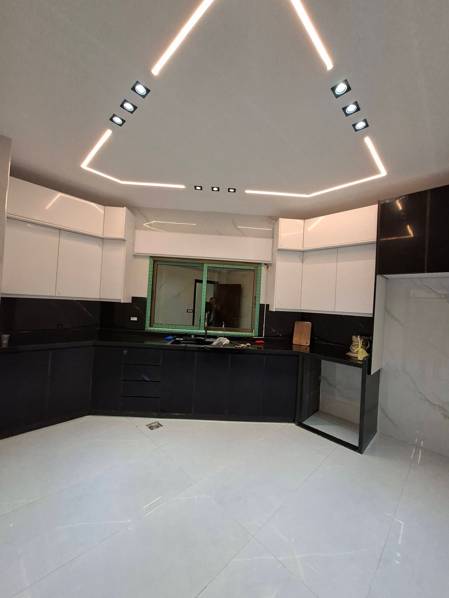 شقة 3 غرف 1 صالات 140م² طابق 2 للبيع