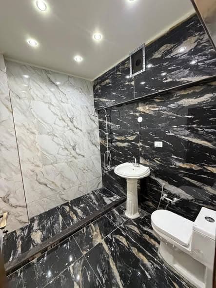 شقة 3 غرف 1 صالات 300م² أرضي للبيع