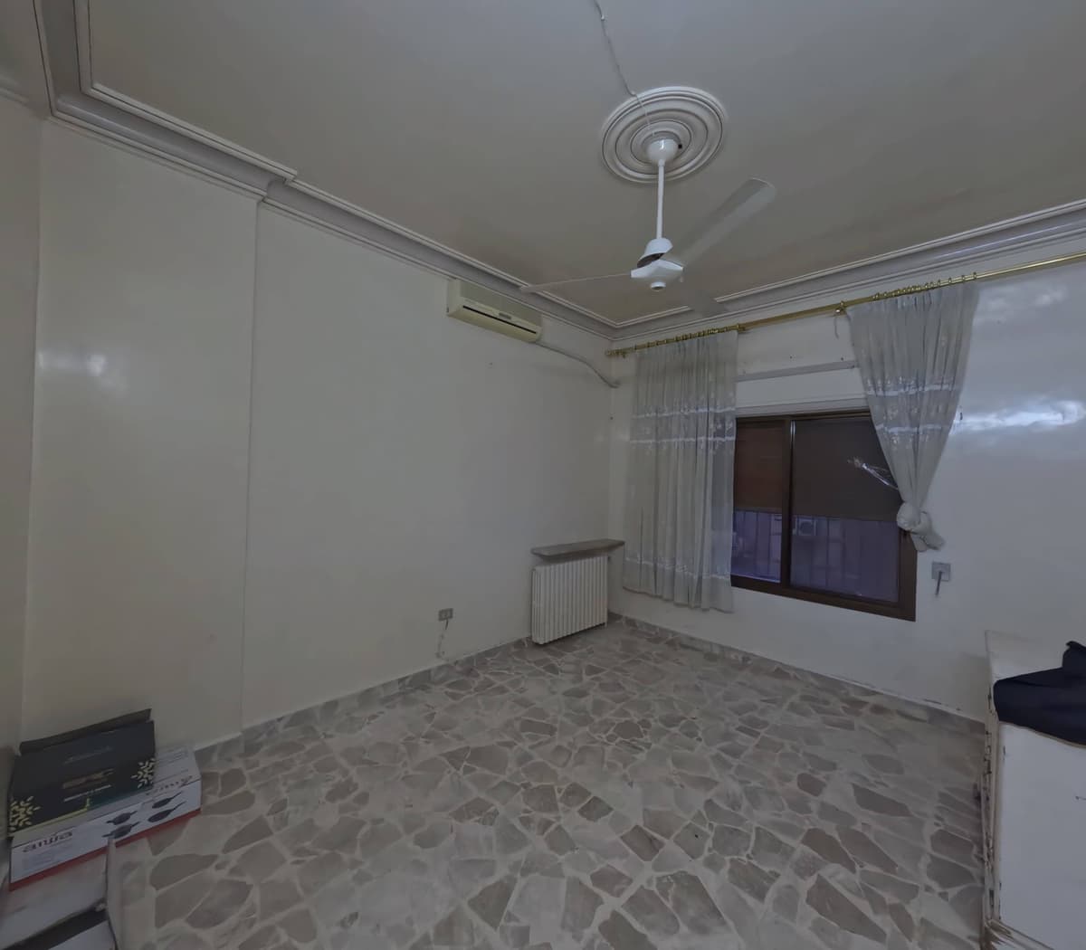 شقة 5 غرف 1 صالات 150م² طابق 3 للبيع