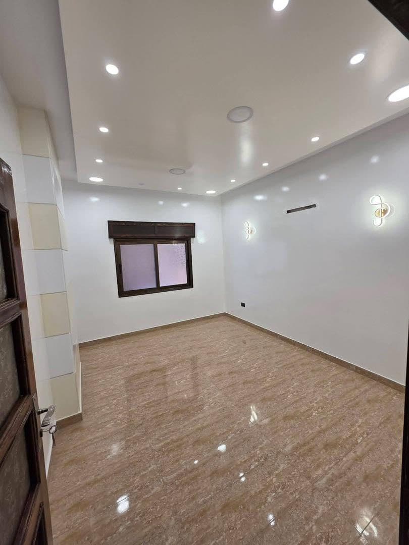 شقة 3 غرف 1 صالات 130م² طابق 3 للبيع