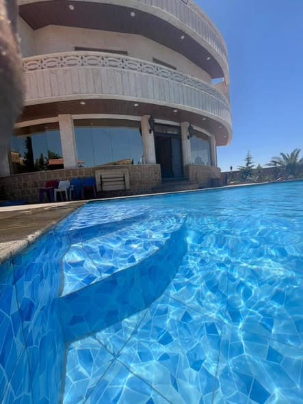 فيلا 4 غرف 1 صالات للبيع