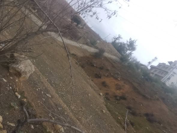 أرض 1300م² للبيع