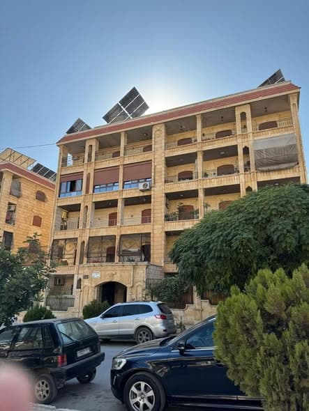 شقة 6 غرف 1 صالات طابق 3 مع فرش للبيع