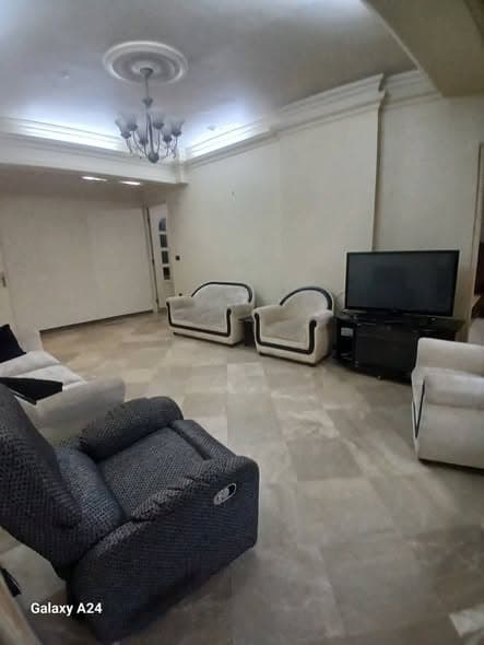 شقة 1 غرف 1 صالات 90م² طابق 1 مع فرش للإيجار