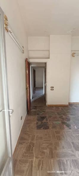 شقة 5 غرف 1 صالات 188م² طابق 2 للبيع