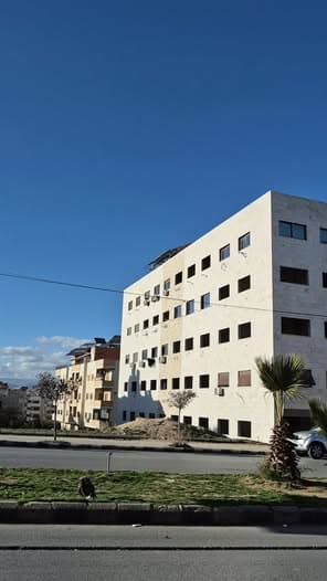 شقة 3 غرف 1 صالات 140م² طابق 1 للبيع