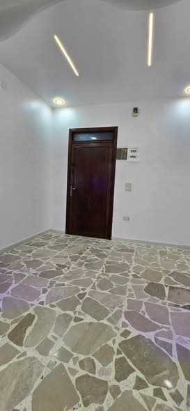 شقة 2 غرف 1 صالات 60م² أرضي للبيع