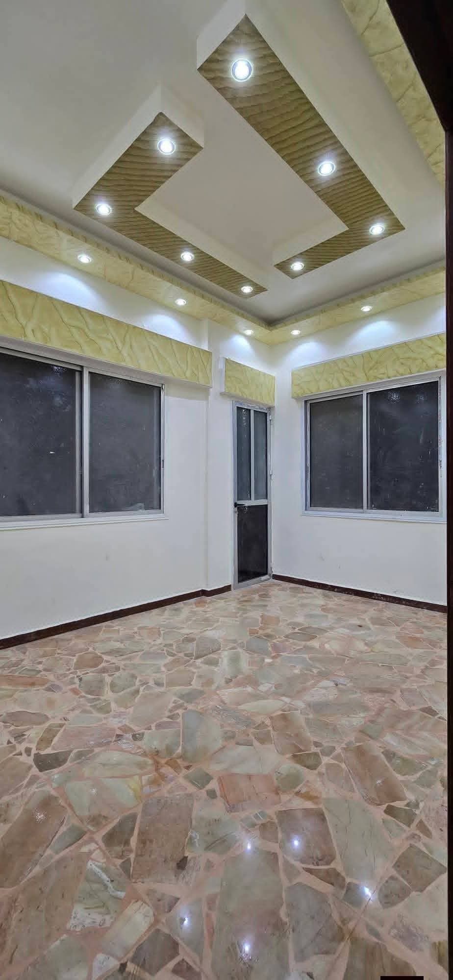 شقة 3 غرف 1 صالات 100م² طابق 1 للبيع