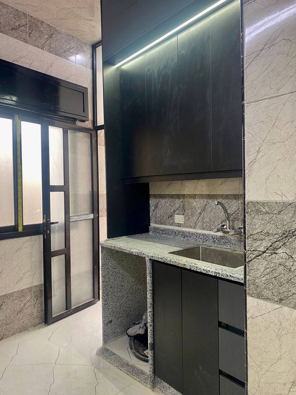 شقة 2 غرف 1 صالات 70م² طابق 1 للبيع