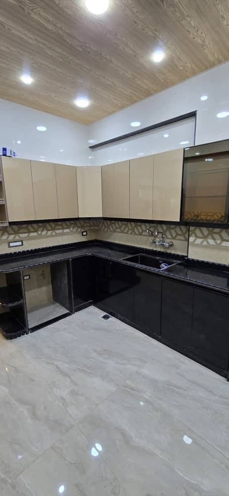 شقة 4 غرف 1 صالات 145م² طابق 1 للبيع