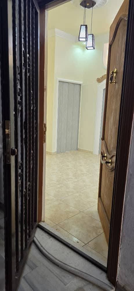 شقة 2 غرف 1 صالات 80م² طابق 3 للبيع