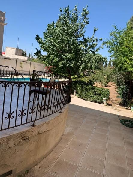 فيلا 3 غرف 1 صالات 2000م² للبيع