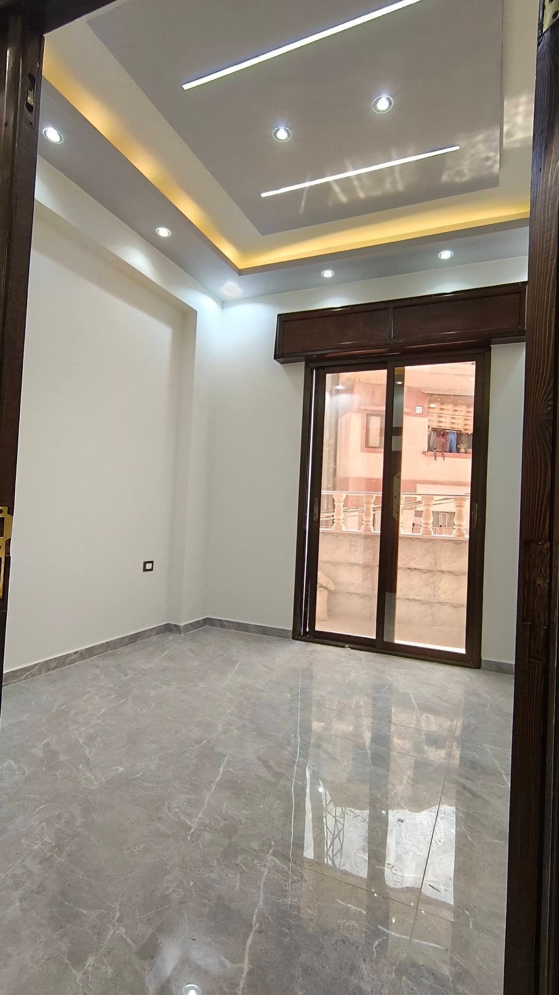 شقة 3 غرف 1 صالات 110م² طابق 1 للبيع