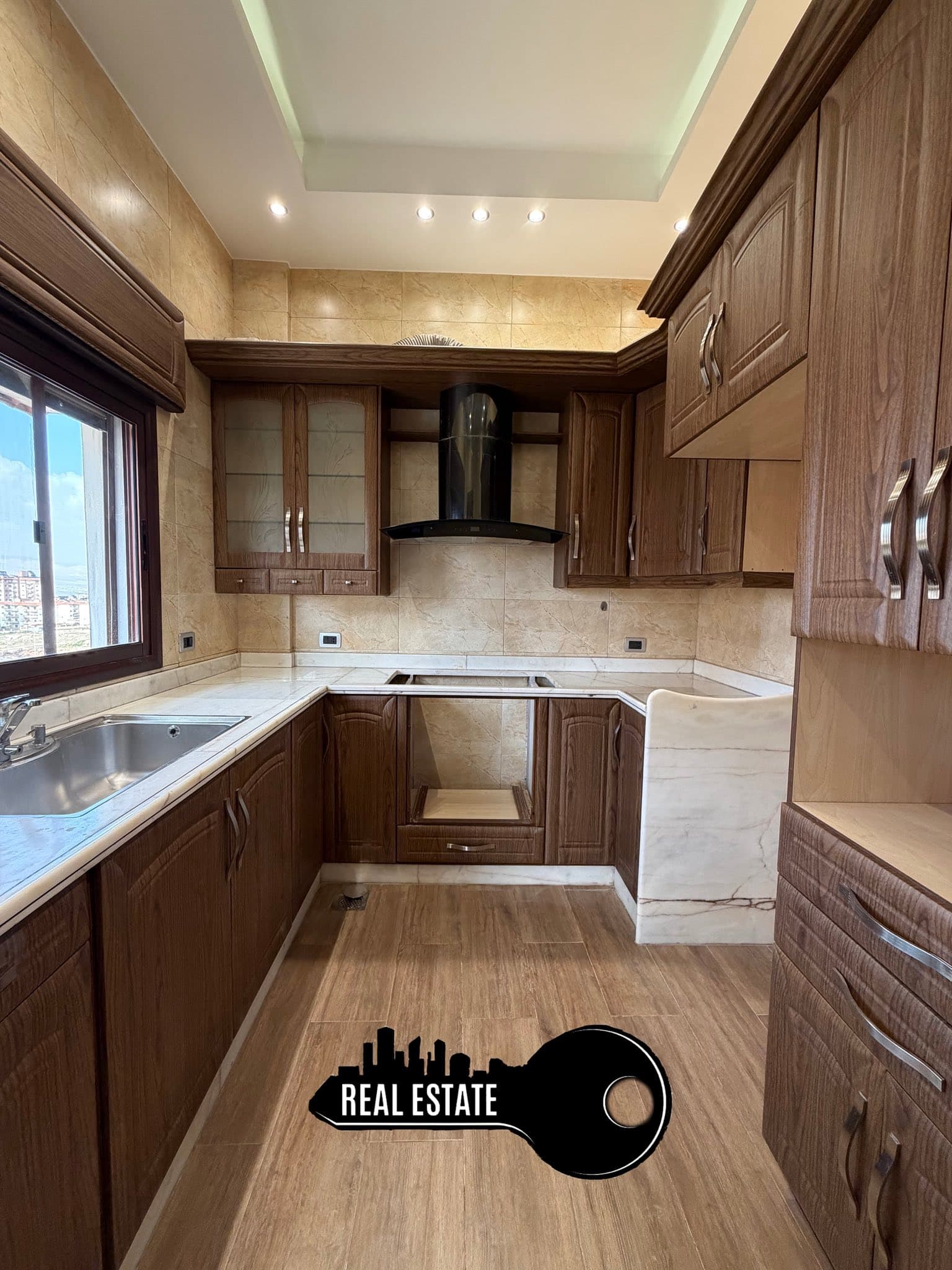 شقة 2 غرف 1 صالات 90م² طابق 3 للبيع