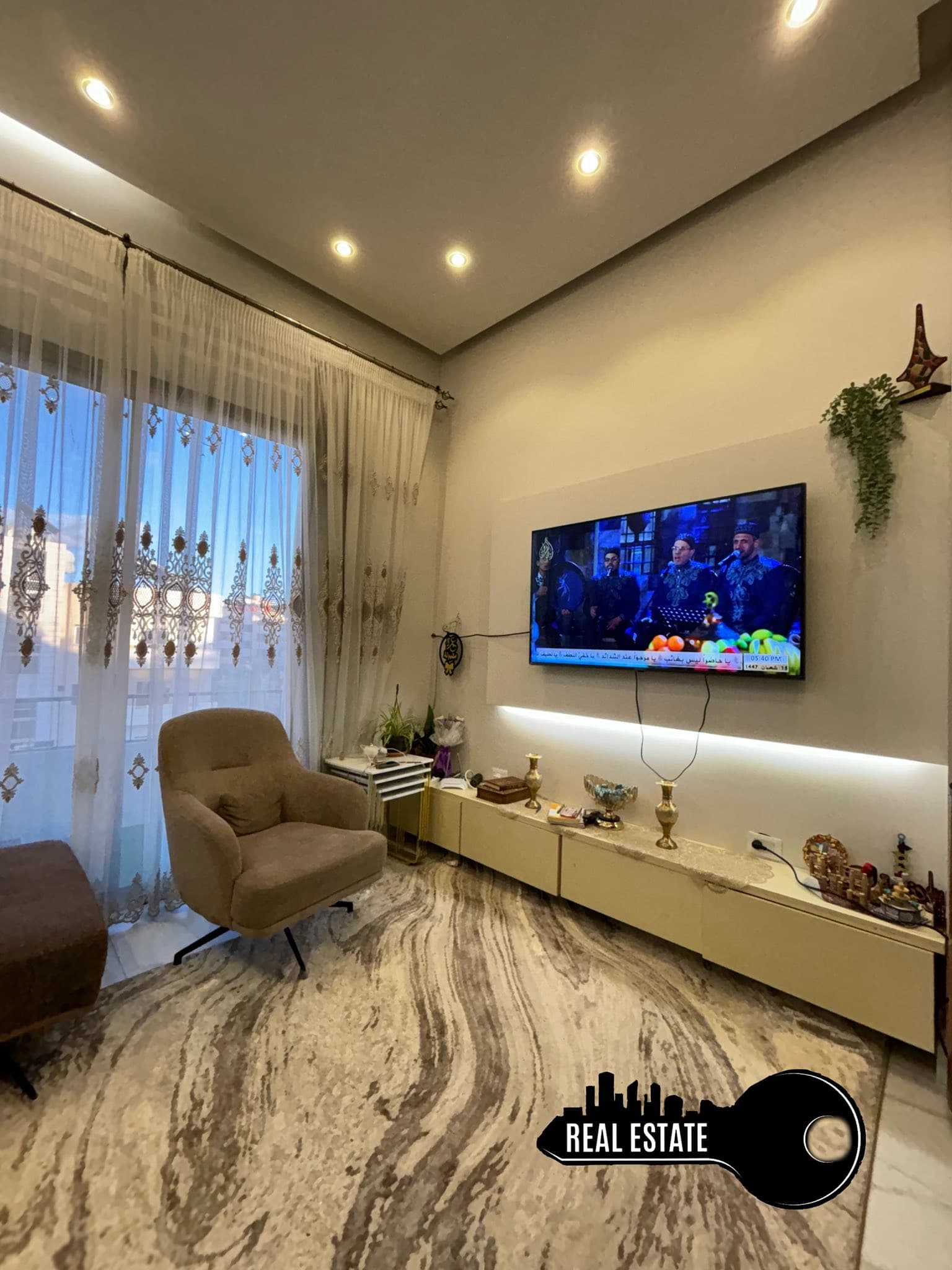 شقة 2 غرف 1 صالات 80م² طابق 3 للبيع