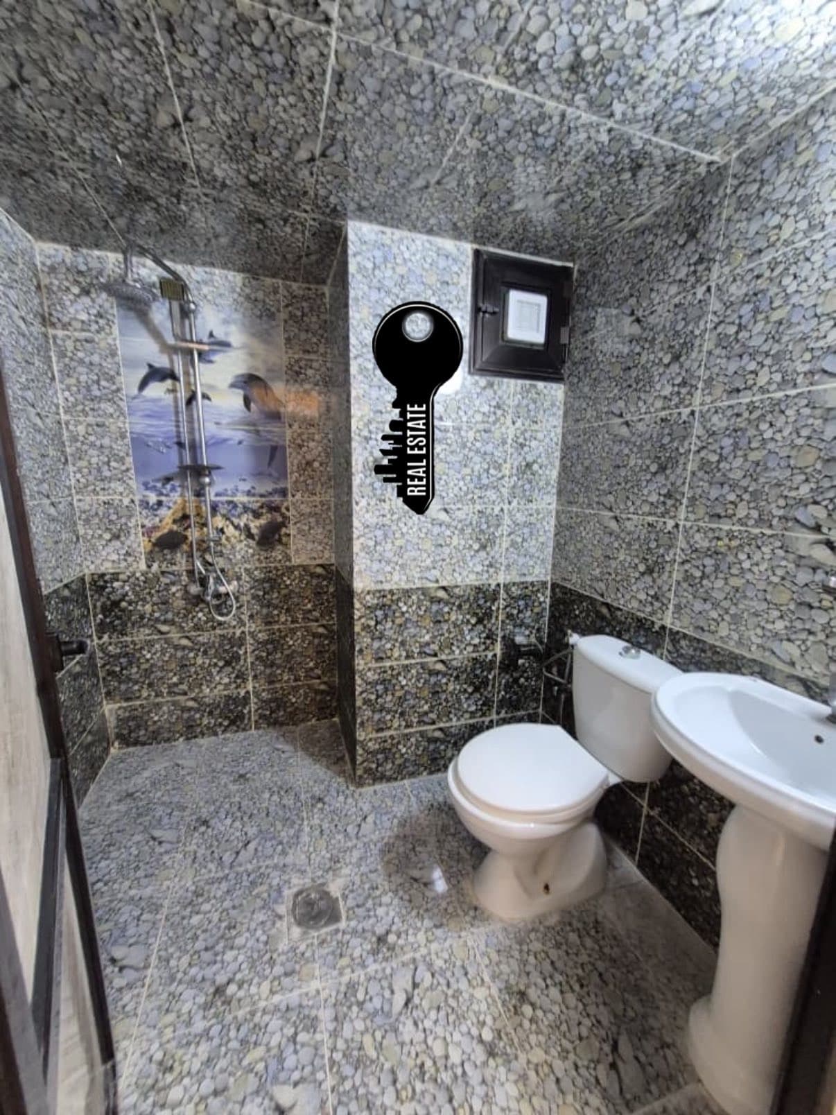 شقة 2 غرف 1 صالات 80م² مع فرش للبيع