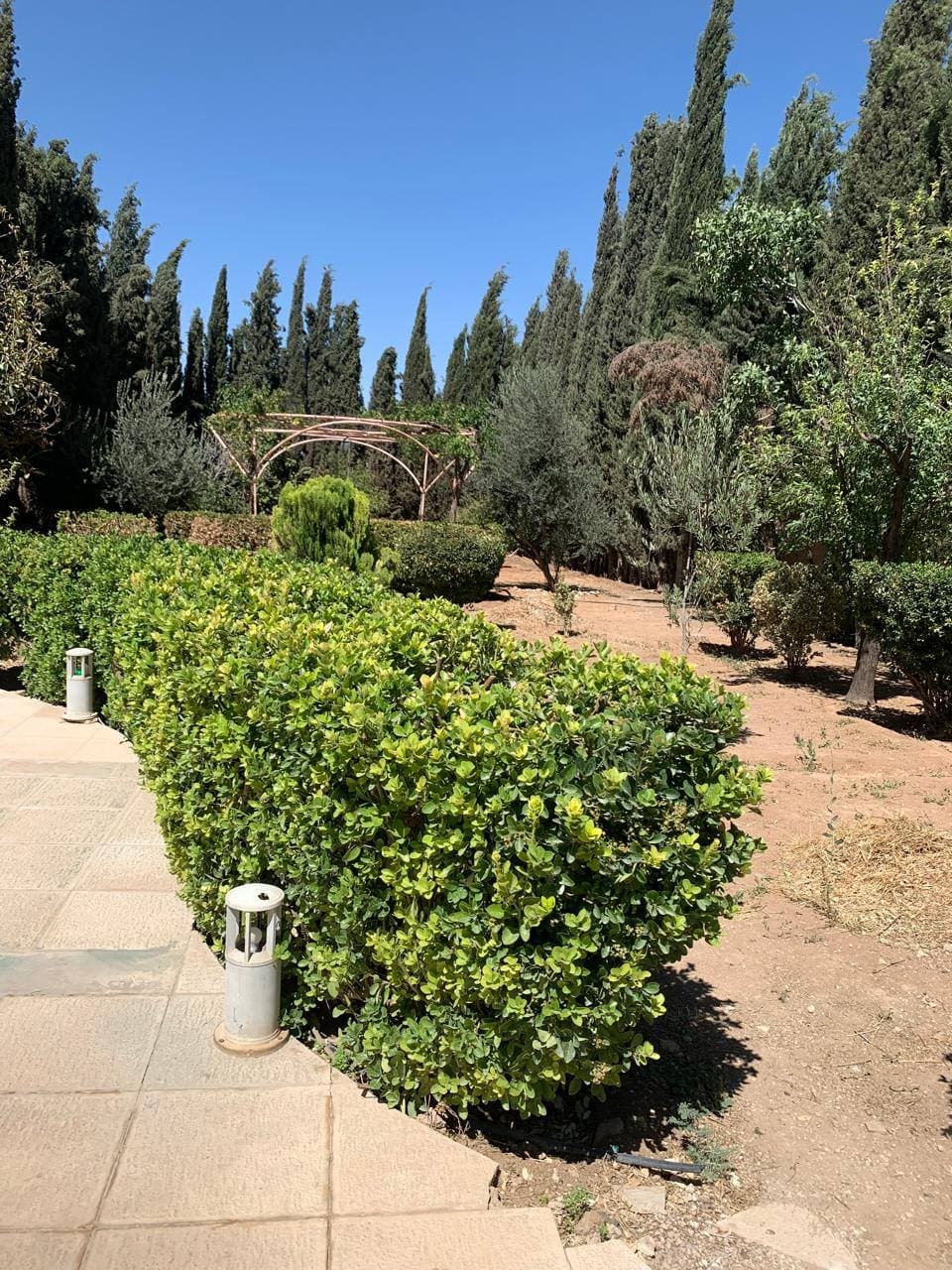 فيلا 3 غرف 1 صالات 2000م² للبيع