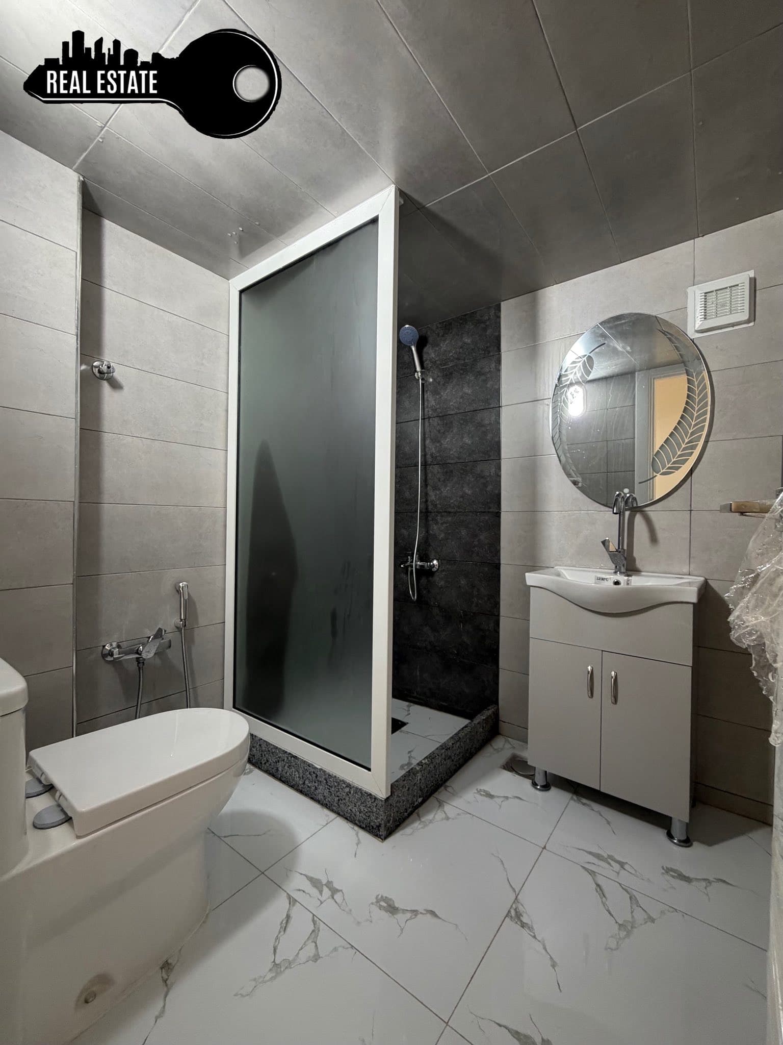 شقة 2 غرف 1 صالات 90م² طابق 1 للبيع