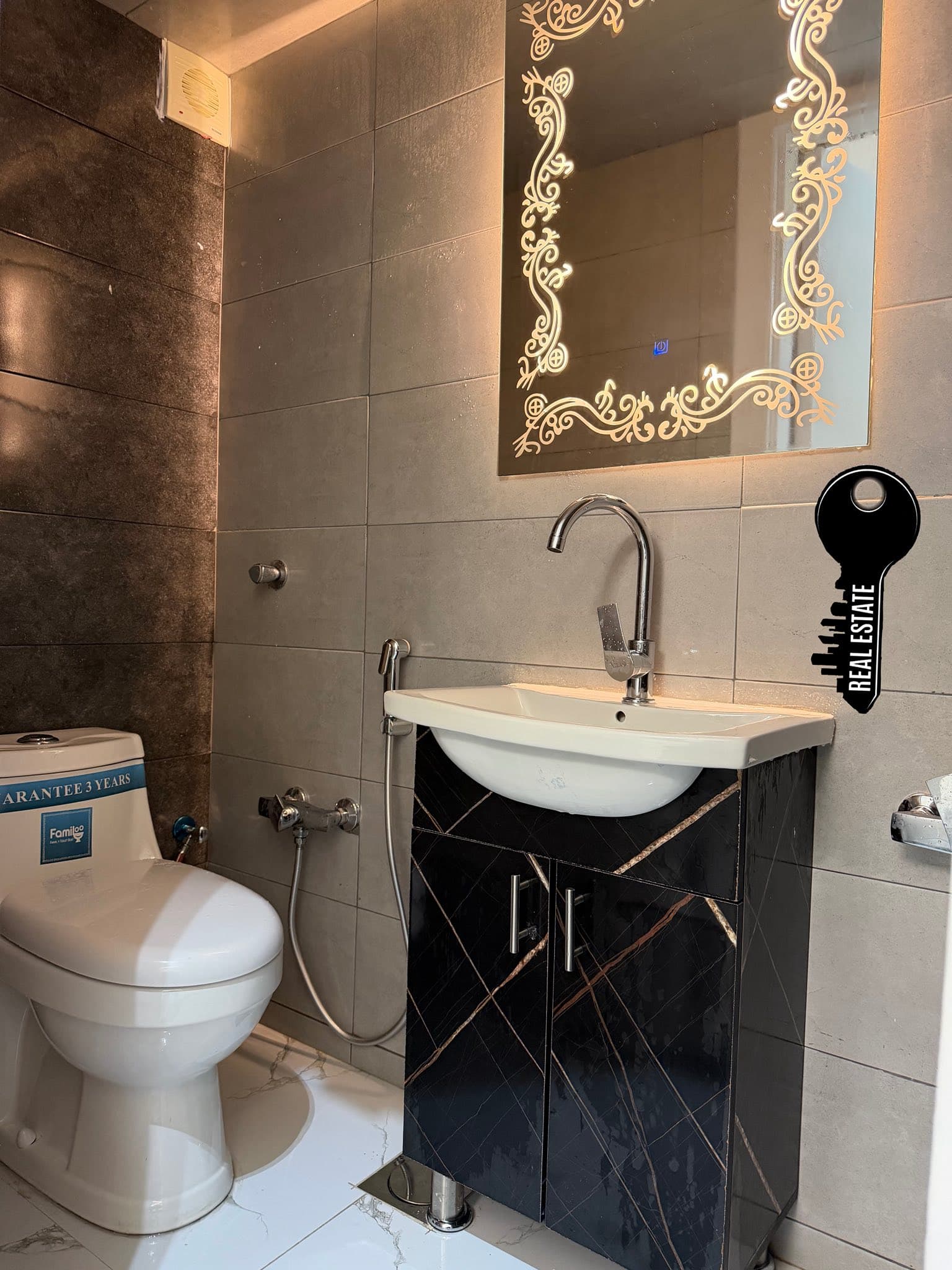 شقة 2 غرف 1 صالات 90م² طابق 1 للبيع