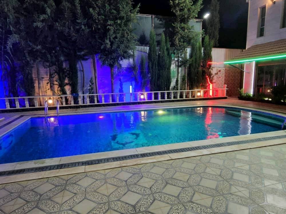 فيلا 6 غرف 2 صالات 300م² مع فرش للبيع