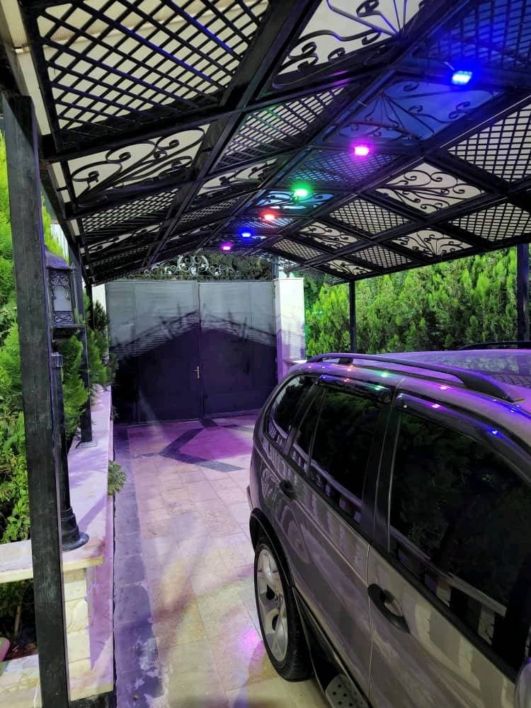 فيلا 6 غرف 2 صالات 300م² مع فرش للبيع