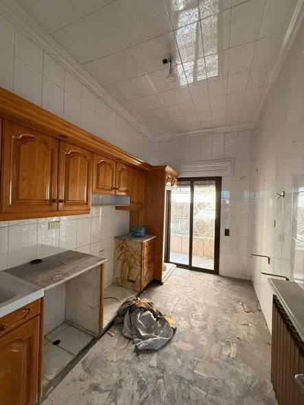 شقة 6 غرف طابق 1 للإيجار