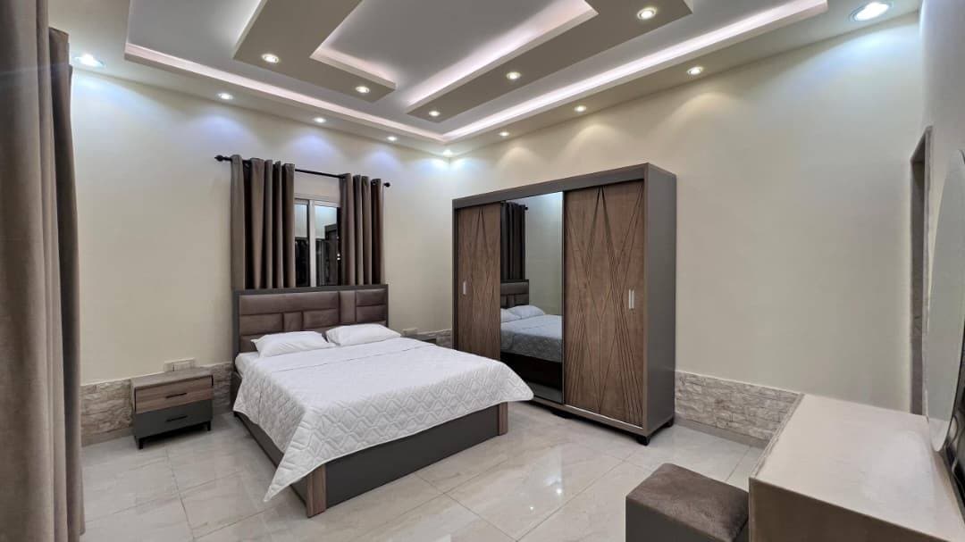 فيلا 2 غرف 1 صالات مع فرش للإيجار