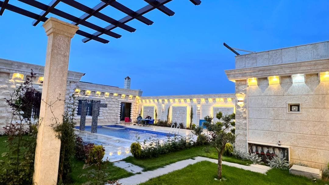 فيلا 2 غرف 1 صالات مع فرش للإيجار