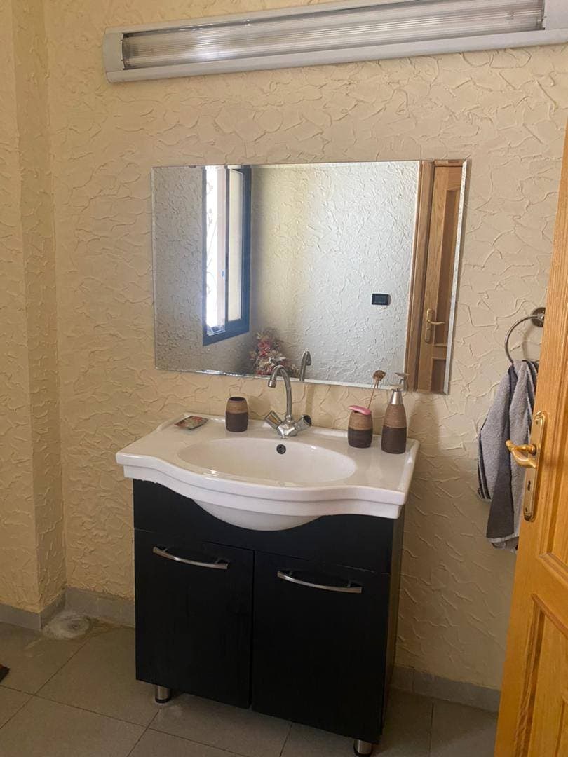 فيلا 15 غرف 3 صالات 2000م² للبيع