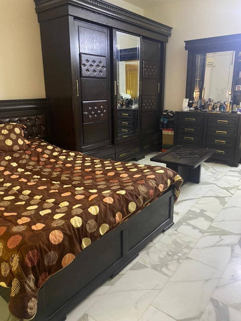 فيلا 15 غرف 3 صالات 2000م² للبيع