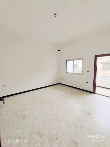 شقة 4 غرف 1 صالات 120م² للبيع