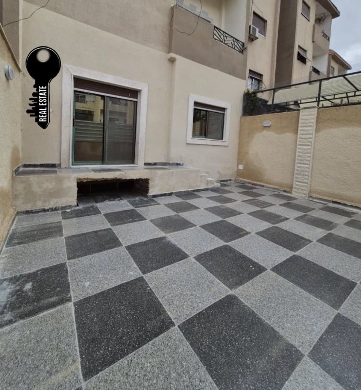 شقة 2 غرف 1 صالات 90م² للبيع