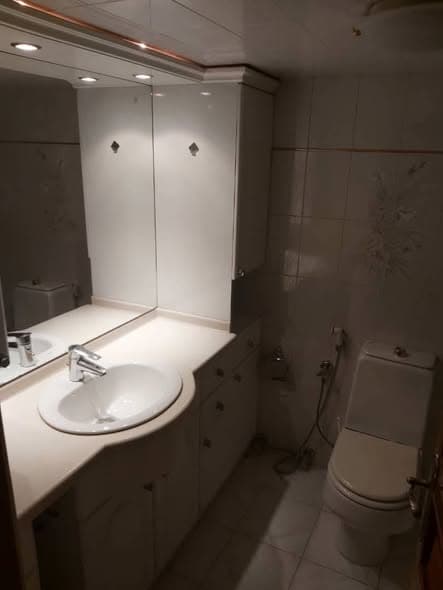 شقة 5 غرف 1 صالات 180م² طابق 8 للبيع