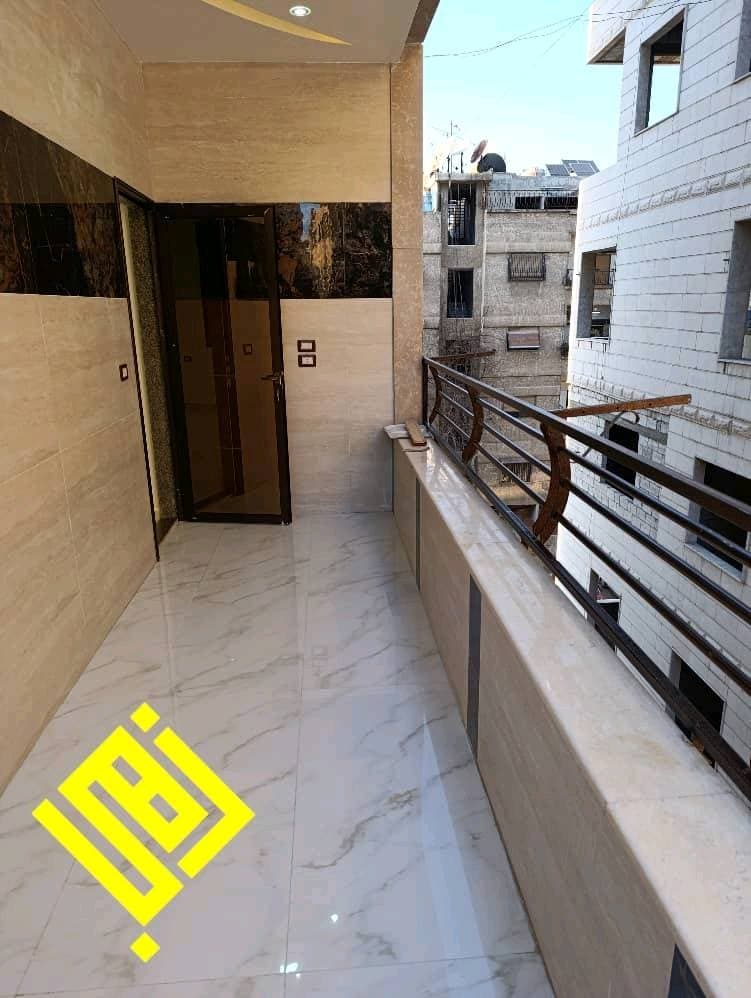 شقة 3 غرف 1 صالات 135م² طابق 1 للبيع