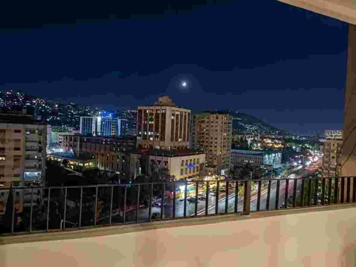 شقة 2 غرف 1 صالات 100م² طابق 10 مع فرش للإيجار