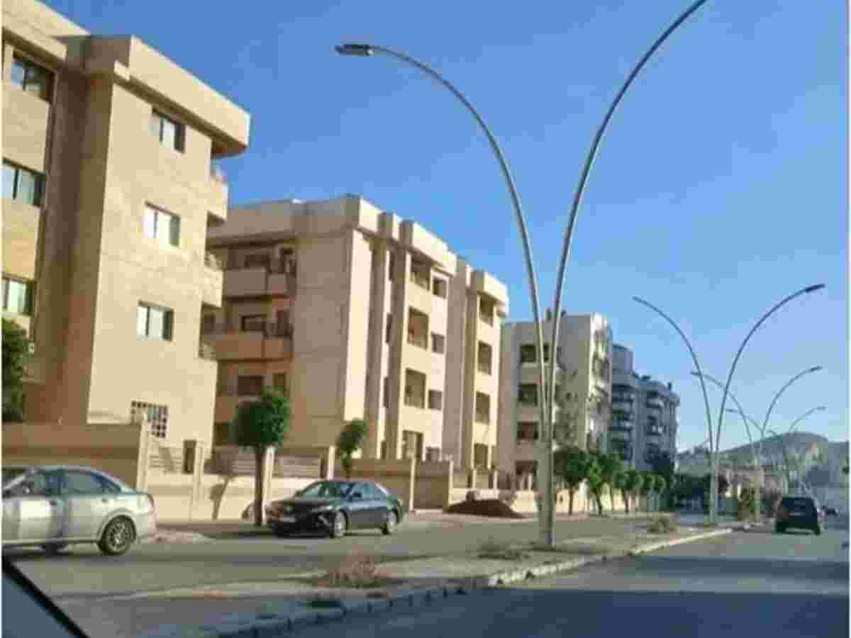 شقة 3 غرف 1 صالات 170م² طابق 3 مع فرش للبيع