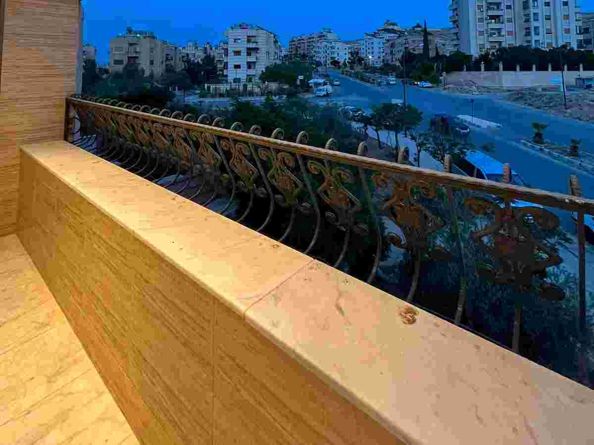 شقة 2 غرف 1 صالات 130م² طابق 1 للبيع