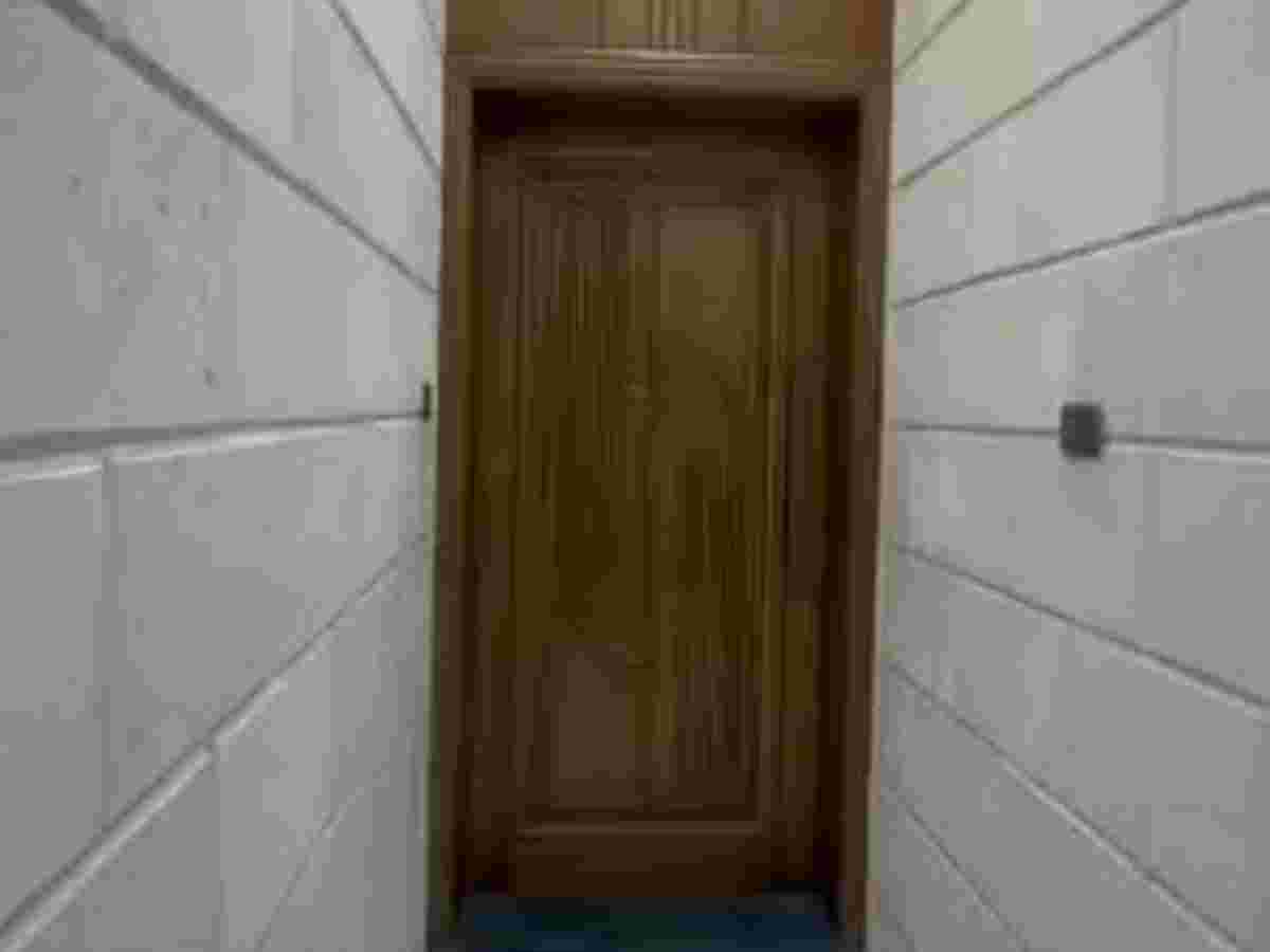 شقة 5 غرف طابق 2 للبيع