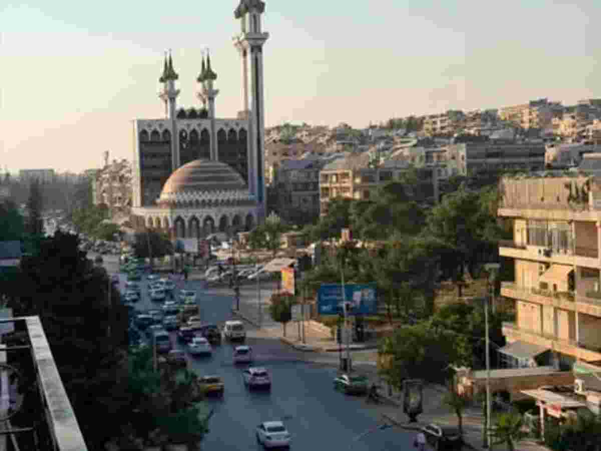شقة 5 غرف 1 صالات طابق 4 للبيع