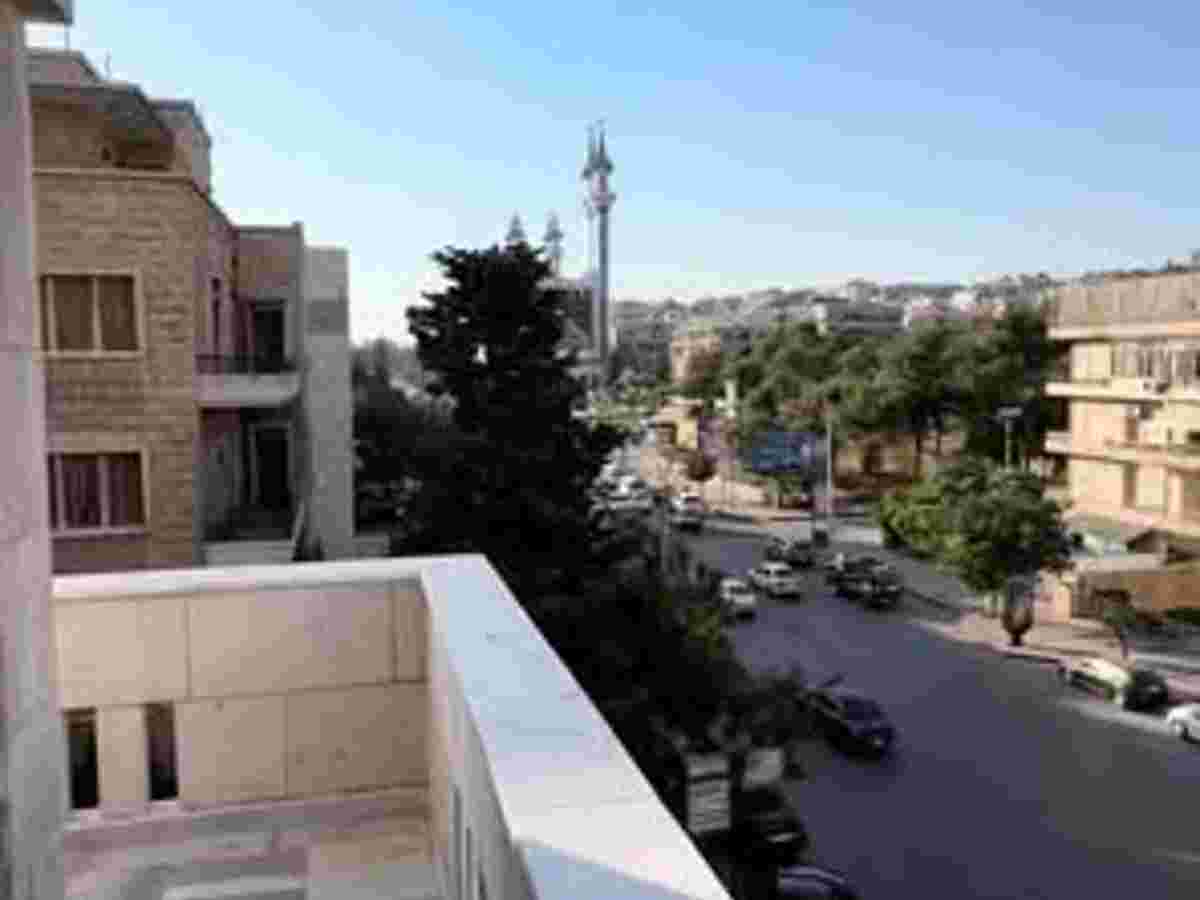 شقة 6 غرف 260م² طابق 3 للبيع