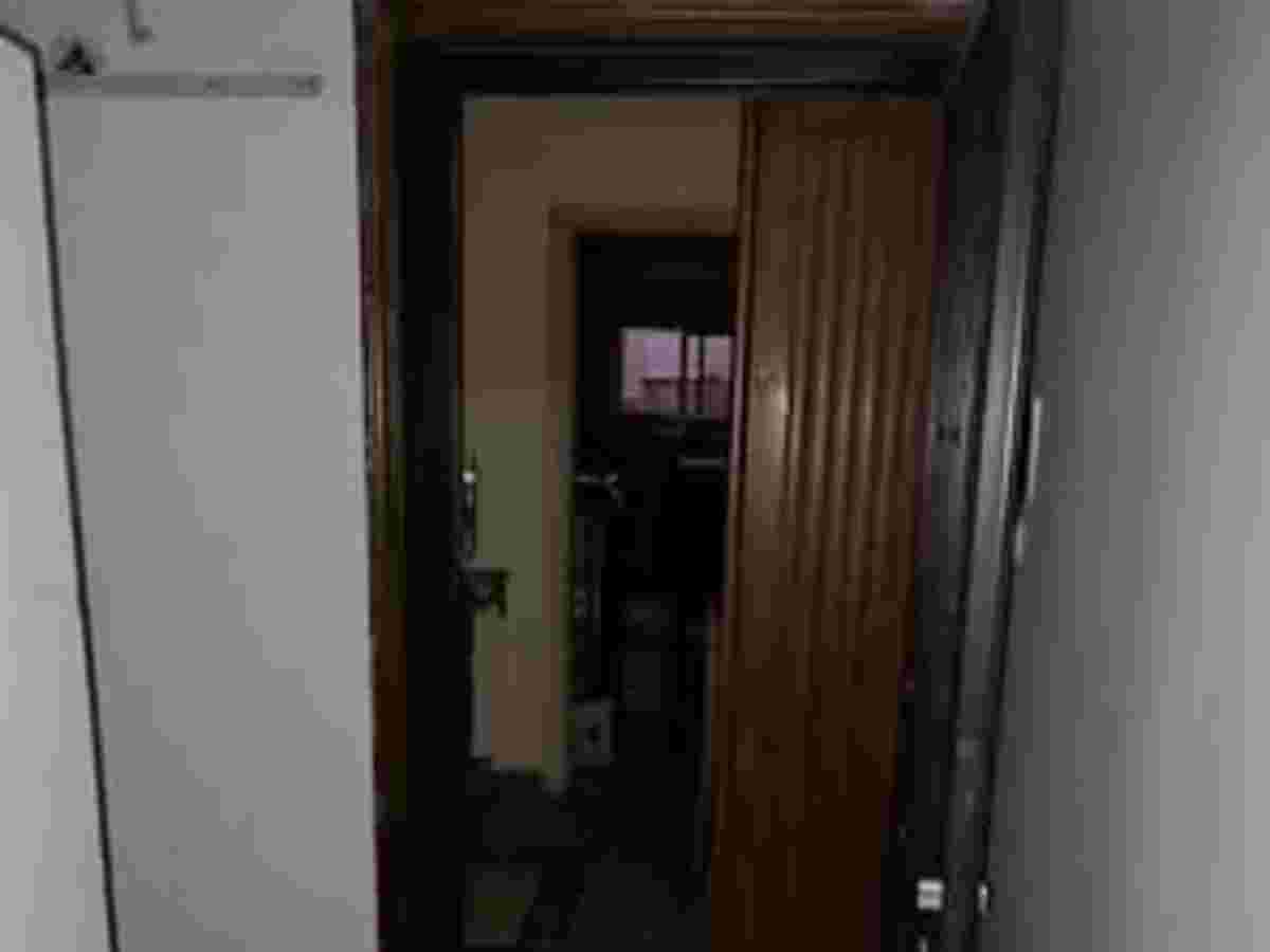 شقة 7 غرف 260م² طابق 1 للبيع