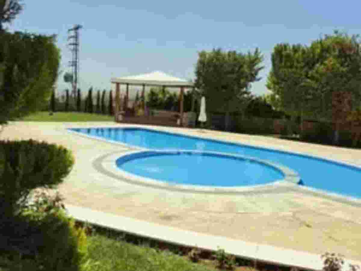 فيلا 5 غرف 4150م² مع فرش للبيع