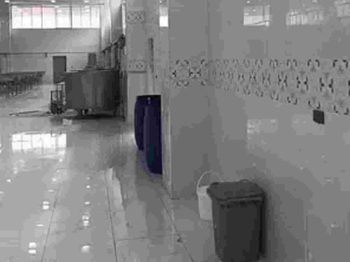 مصنع 650م² للبيع